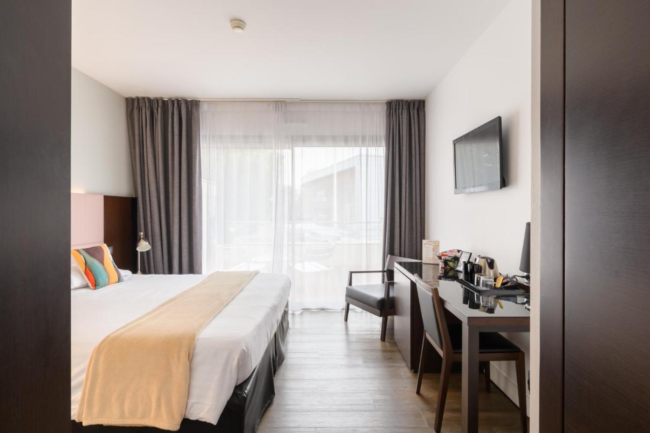 Hype Hotel Бискаррос Экстерьер фото